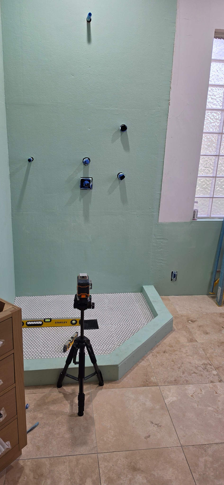 Bathroom before remodeling